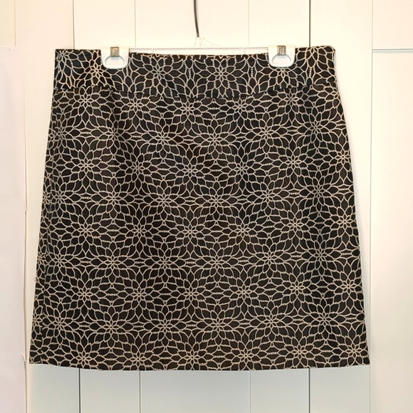 Floral Black and White Mid Length Skirt - Picture 1 of 7